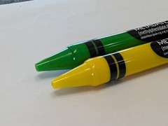 RARE Metadate CD CII Pharmaceutical Drug Rep Pen ADHD Green Yellow Crayon Click