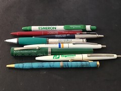 Vtg Drug Advertising Pens Quantity 8 Diflucan Isoptin Ultram Dyazide