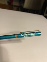 VINTAGE PFIZER ROERIG DIFLUCAN FLUCONAZOLE DRUG REP PEN METAL DRIED INK TAIWAN