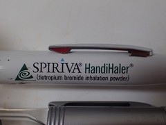 (18) High-End Pharmaceutical & More Advertising Pens Plastic & Metal Some Lights