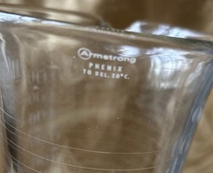 Vintage ETCHED GLASS FOOTED 16 oz 500 cc graduated chemistry BEAKER APOTHECARY