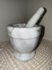 Vintage 1960’s White Italian Marble Mortar And Pestle 3+ Pounds 4-1/8” H x 4” W