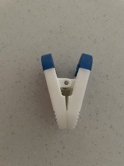 Combunox Cymbalta Plastic Magnet Clips Drug Rep Pharmaceutical Medical Promo