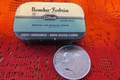 Vintage NEMBU-FEDRIN EMPTY Sample Tin Rare, Abbott Laboratories, Illinois