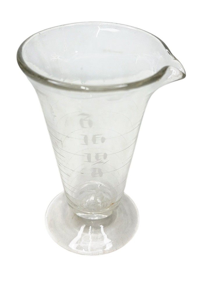Vintage Glass Apothecary Measuring Cup Footed Pour Spout 4” Unmarked
