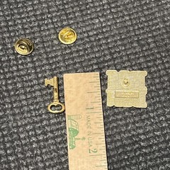 RN BSN Nurse Lapel Pin lot of 2 Gold tone Key P64