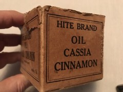6 Original Vintage HITE BRAND Oil Cassia Cinnamon Full Bottles In Original Box