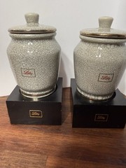 2 Vintage 1970’s Lilly Pro Dolore Moderata Apothecary Jars with Lids And Bases