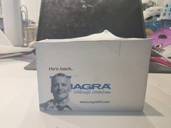 „He’s back.“ Viagara Sticky Notepad Advertising Desk Office Supply (used) 2005