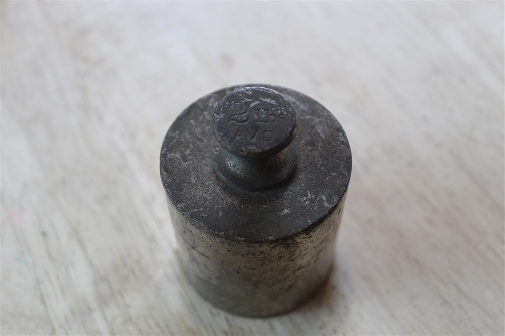 VINTAGE 2 POUND STEEL? WEIGHT USED