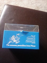 Pfizer advertisement plastic box , vintage holds 3 x 5 cards