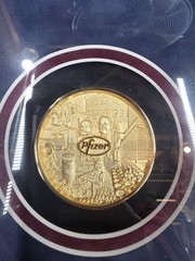Pfizer Drug Company Framed Plaque Award Rare Pharmaceutical Collectible