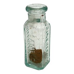 Vintage Glass Pharmacy Medicine Sample Bottle Physicians Pineoleum
