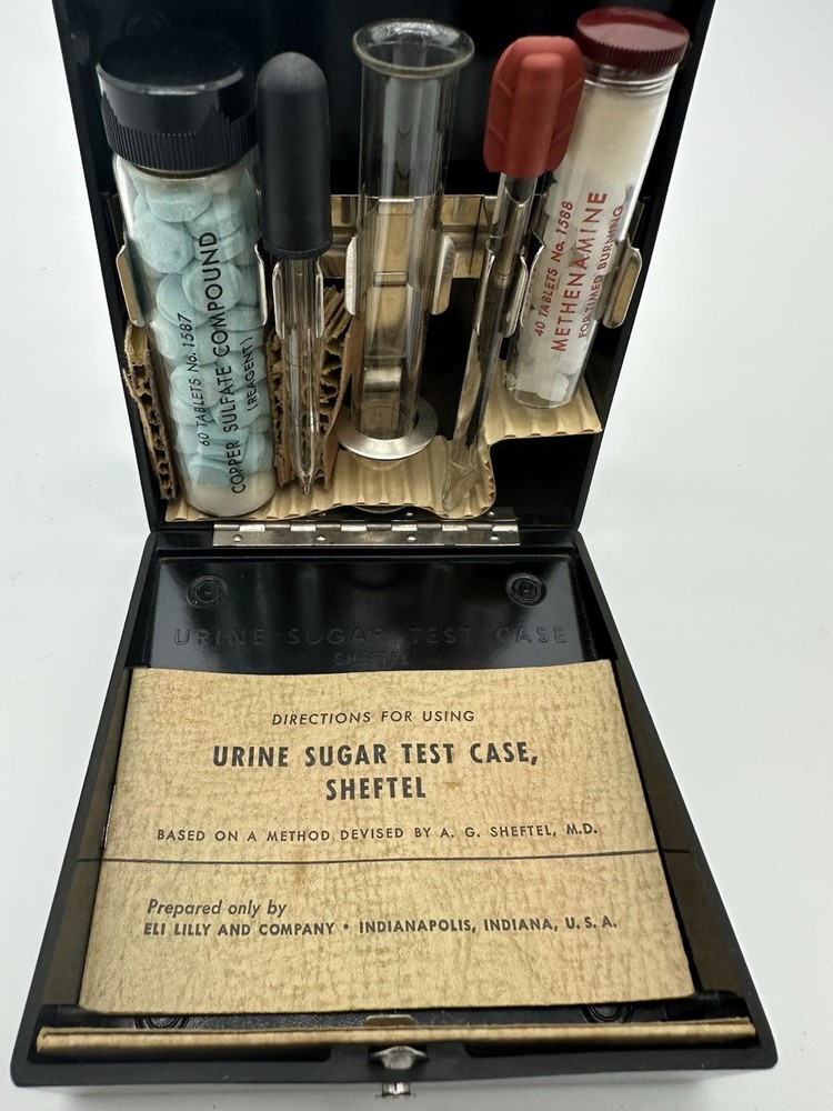 Eli Lilly Urine Sugar Test case Vtg Medical Equipment USA