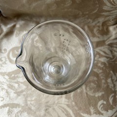 Vintage ETCHED GLASS FOOTED 16 oz 500 cc graduated chemistry BEAKER APOTHECARY