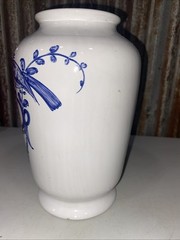 VINTAGE LILLY DRUG BLUE WHITE CERAMIC PHARMACY APOTHECARY JAR VASE U:CAELFUL:FO