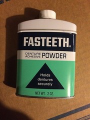 Vintage 1970’s Fasteeth Denture Adhesive Powder Vick NY *New Old Stock* W/Box