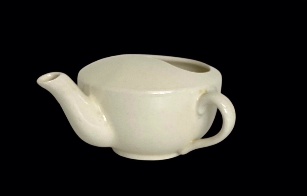 Empire Ware England Ivory Scalloped Invalid Feeder Apothecary Pharmacy Rx