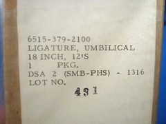 VINTAGE LIGATURE UMBILICAL BOX OF 12 TUBES PACKAGE STILL SEALED FREE SHIPPING