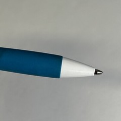 DRUG REP PEN PFIZER LIPITOR (WHITE/LIGHT BLUE DESIGN) VERY GOOD-GREAT CONDITION!
