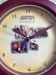 Vintage 2000’s Aricept Pharmaceutical Advertising Wall Clock Pfizer. Drug Rep