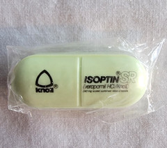 Vtg 19 IsoptinSR Tablet & Triangle Magnet, VicodinES & Rythmol Pharmacy Magnet