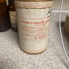 Vintage Antimony Potassium Tartrate Tartar Emetic Poison Bottle Can 1 lb