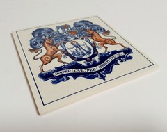 BLUE DELFT HOLLAND HANDMADE PILL TILE BURROUGHS WELLCOME CO. 1982 ORIGINAL BOX!