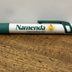 Green & Yellow Namenda LOGO Clicky PEN Drug Rep Pharmaceutical Advertising WORKS