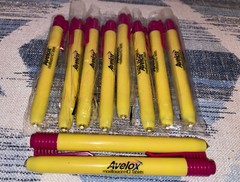 X10 Avelox Pharmaceutical Drug Rep Promo Yellow With Purple Pen Lights New