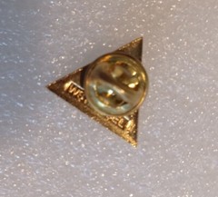 SANDOZ Pharmaceutical sportclub pin badge LSD Albert Hofmann rare