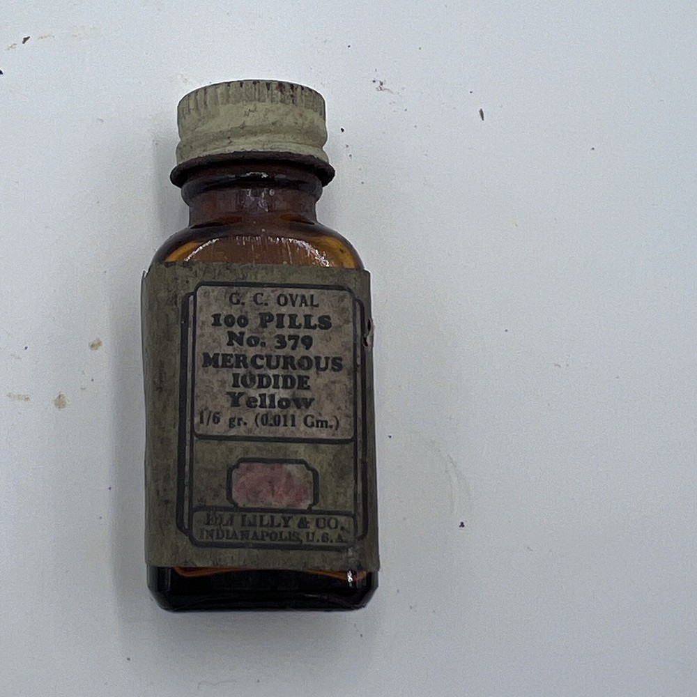 RARE Vintage Lilly Mercurous Iodide Yellow Glass Medicine Bottle Collectible