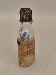 FLORENA RETRO-SOCIALIST PHARMACY – KÖLNISCH WATER