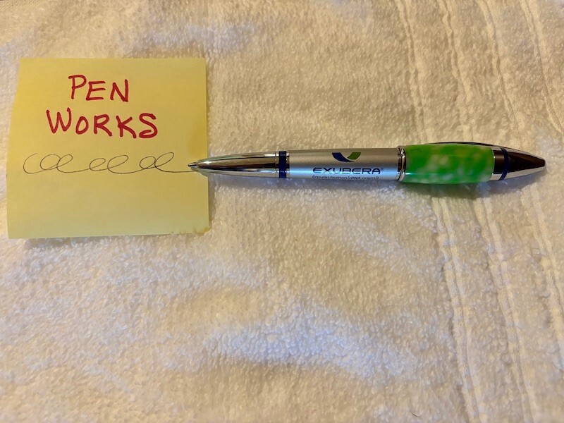 EXCEEDINGLY RARE VINTAGE „CELEBREX“ PFIZER DRUG PROMO YELLOW/GREEN MARBLED PEN