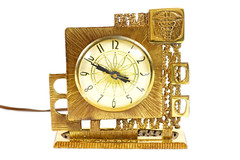Mid-Century MD Doctor’s Brass Lanshire Electric Desk Clock