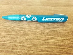 Set of 2 Drug Rep Pens – Lipitor – Pristiq – both discontinued- pharmaceutical