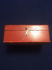 Vintage E.H.SARGENT ANTIQUE HINGED WOODEN BOXED SET APOTHECARY BRASS WEIGHTS