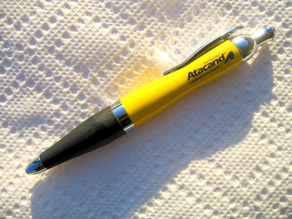 Drug Rep Pens ( ATACAND ) Rare Yellow and Black Heavy Metal New