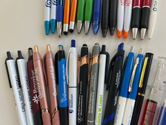 31 Lot Promo PENS Healthcare, Medical Services, Aging,Senior Living, Humana, UNH