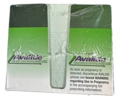 Avalide Drug Rep Pharmaceutical Sealed Note Paper Pad 3.5 X 3.5 X 3” 2003