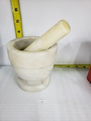 Vintage Marble Mortar And Pestle Footed White Gray Apothecary Drug Store