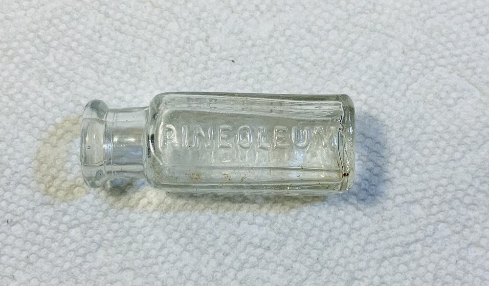 Vintage Early Glass Pharmacy Medicine Bottle Physicians Pineoleum trial bottle