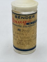 Vintage 1961 Prescription Drug Glass Bottle Plastic Lid “To Open Arteries” Rx
