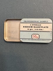 Vintage Eli Lilly Sodium Salicylate Tin – Rare PROFESSIONAL SAMPLE
