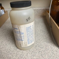 VTG Senna Leaves Plastic Cannister Lab Pharmacy 4oz Oddities Curiosities