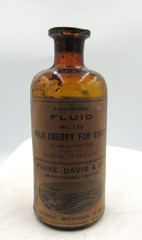 BW – 1900’s Parke, Davis & CO Wild Cherry Detroit Mich 4 3/4 “ Medicine bottle