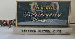 Vintage Abbott Laboratories Electric Advertising Light-up Pharmacy Sign