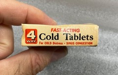 Vintage 1960s 1970s 4-Way Decongestant Cold Tablets Box Bristol Myers – Unused