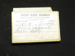 VINTAGE Prescription Cardboard Pill Box „Knight Block Pharmacy“ Ashland, WI 1927
