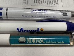 Multiple Pens Zoloft Viread Norvasc Sales Rep Medicine Pharmaceutical Pens VTG